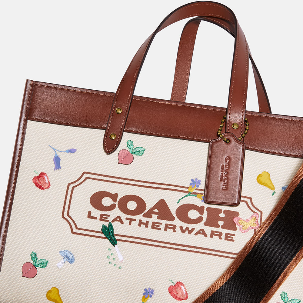 coach field tote 30 with coach badge