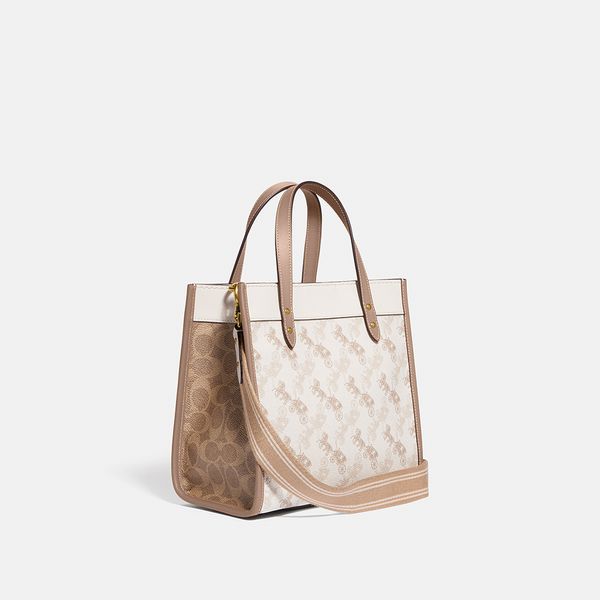 coach field 22 tote