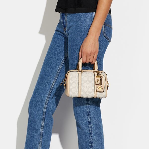 Bolsa Ruby Satchel 18 Jacquard Signature Coach Bege - coach