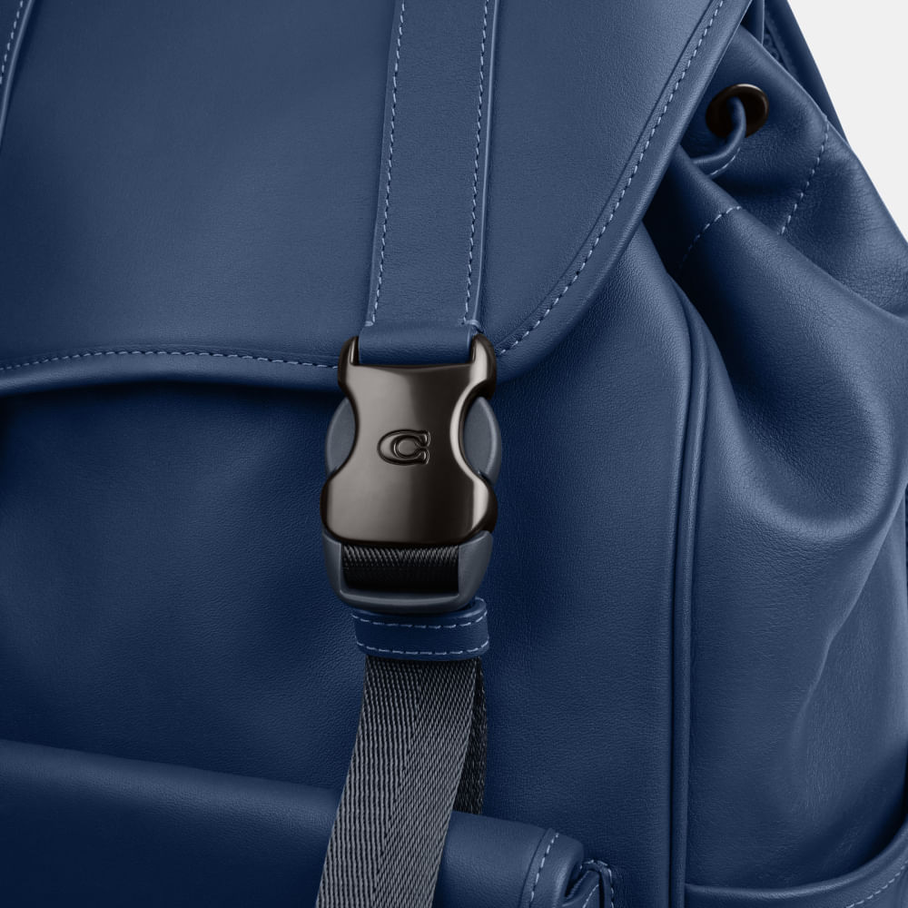Mochila League Flap Coach - coach