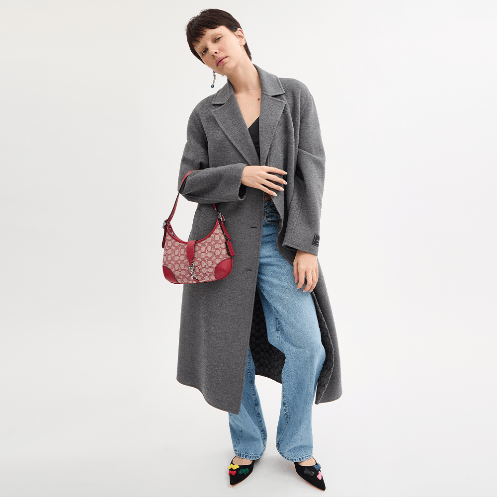 Bolsa Hamptons Hobo Signature Jacquard Vermelho - coach