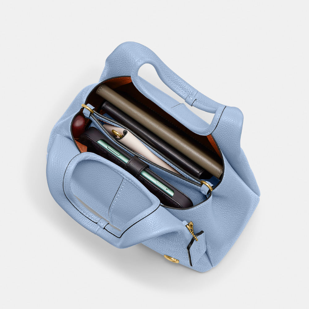 Bolsa Lana Shoulder 23 Coach Azul - coach