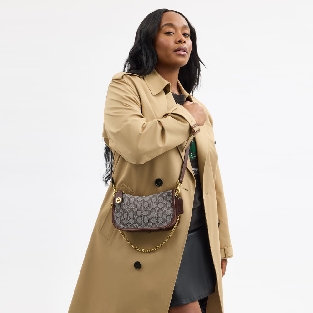 Bolsa-Swinger-Signature-Jacquard-Coach-CAM48B4S0M - coach