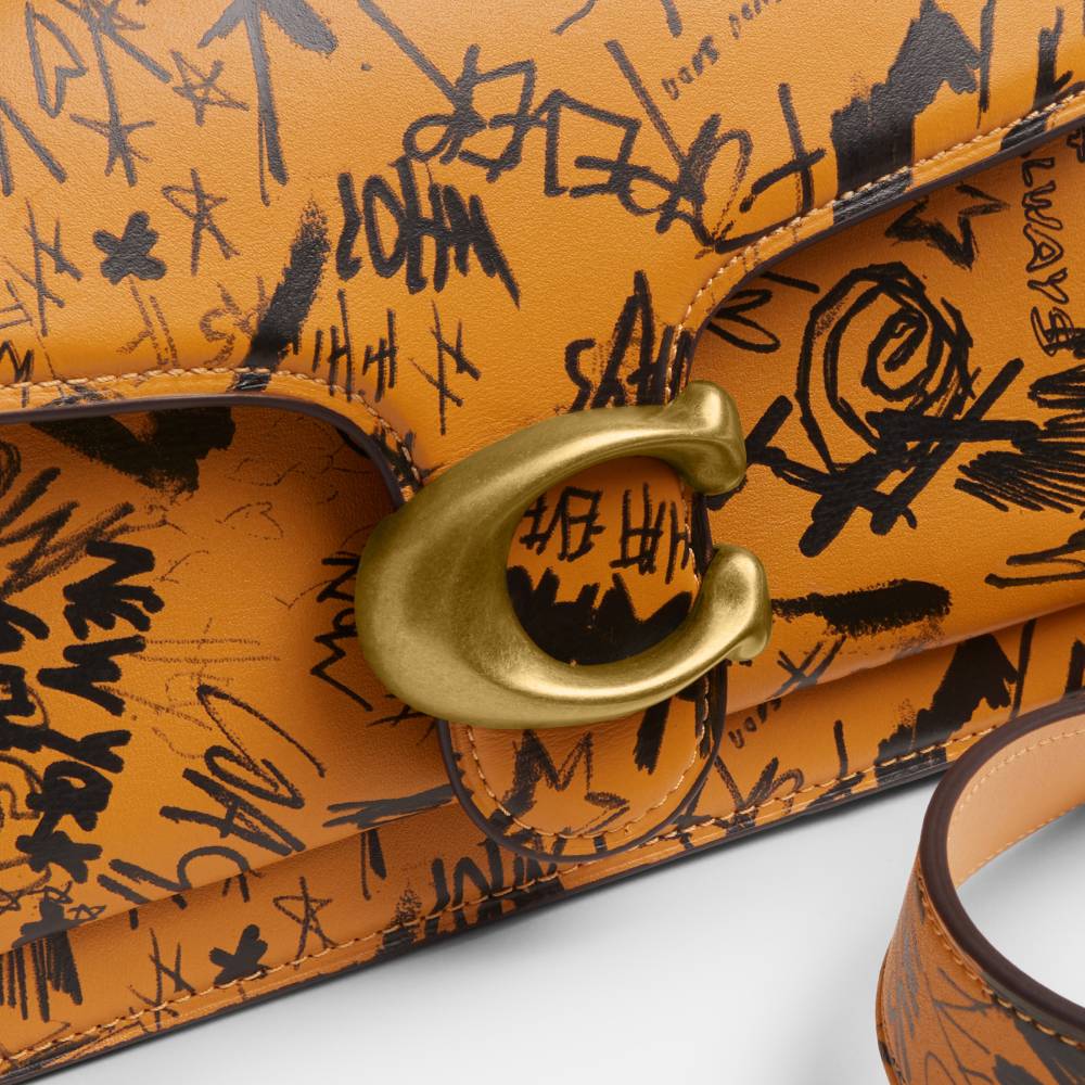 Bolsa Tabby Shoulder 26 Graffiti Coach Amarelo - coach