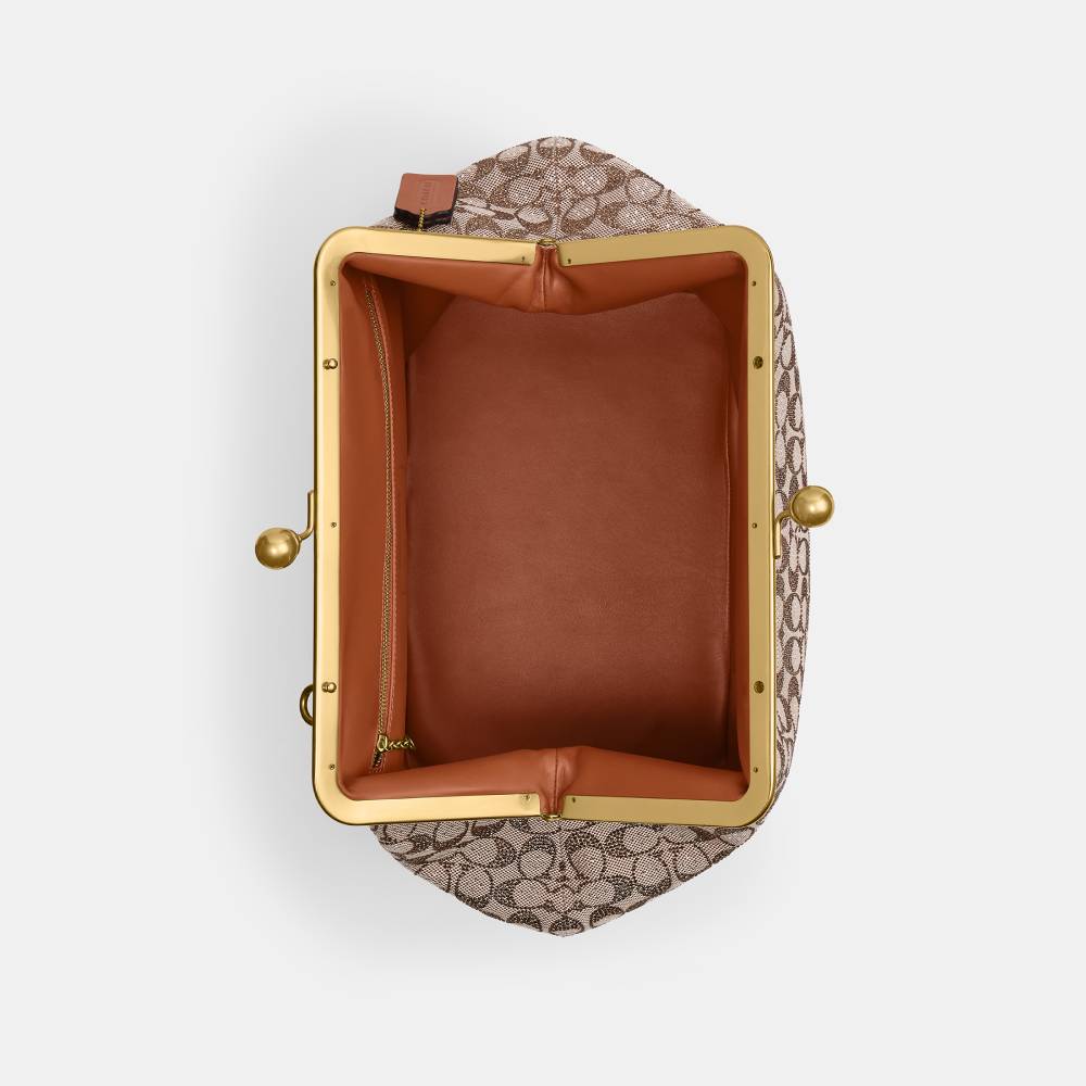 Bolsa Large Kisslock Frame Crystal Signature Jacquard Coach Marrom